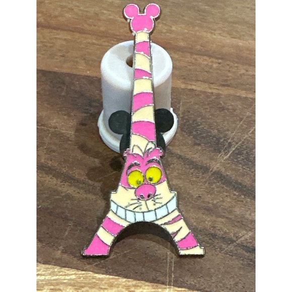 Disney Pin Cheshire Cat Eiffel Tower Disney Park Trading Alice In Wonderland - Picture 1 of 4